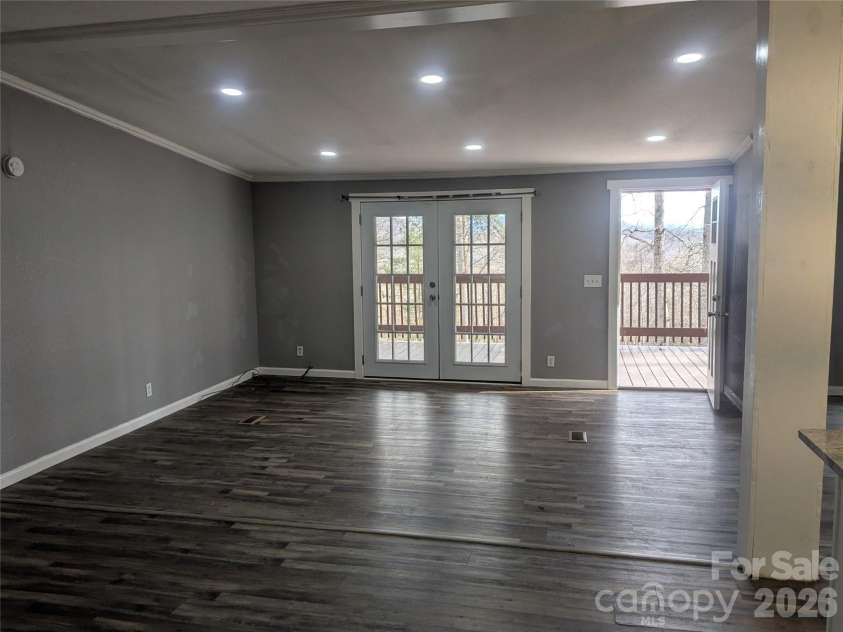 11 Gertrude Lane, Candler, NC 28715.  MLS# CAR4340607, YatesRealty ID 18337. 