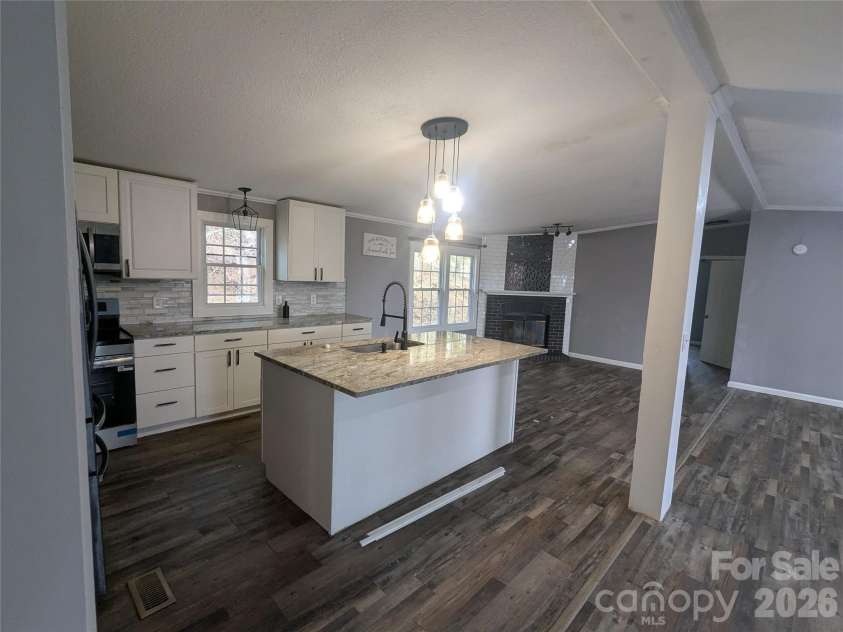 11 Gertrude Lane, Candler, NC 28715.  MLS# CAR4340607, YatesRealty ID 18337. 