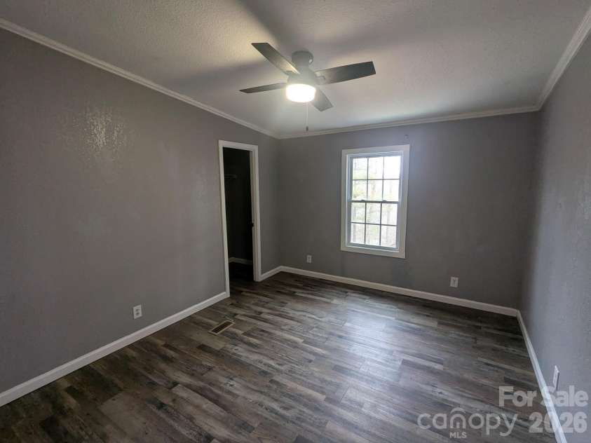 11 Gertrude Lane, Candler, NC 28715.  MLS# CAR4340607, YatesRealty ID 18337. 