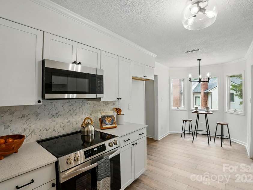 1035 Wexford Place, Concord, NC 28027.  MLS# CAR4264207, YatesRealty ID 18338. Kitchen