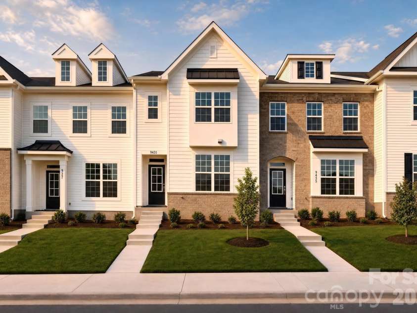 9443 Old Dowd Road, Charlotte, NC 28214.  MLS# CAR4401393, YatesRealty ID 18338. 