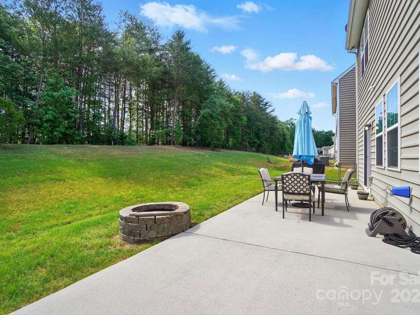 9301 Swimming Drive, Harrisburg, NC 28075.  MLS# CAR4256799, YatesRealty ID 18341. 