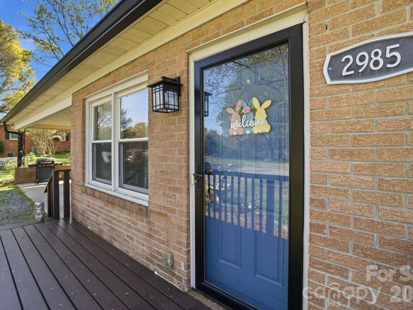 2985 Nc 10 Highway, Conover, NC 28613.  MLS# CAR4362656, YatesRealty ID 18342. 
