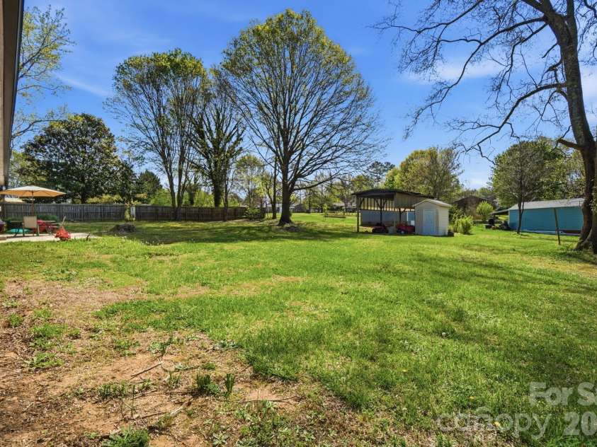 2985 Nc 10 Highway, Conover, NC 28613.  MLS# CAR4362656, YatesRealty ID 18342. 