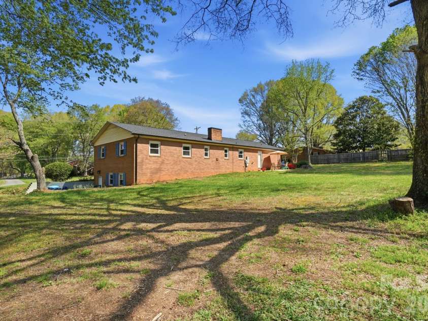2985 Nc 10 Highway, Conover, NC 28613.  MLS# CAR4362656, YatesRealty ID 18342. 