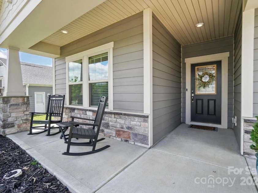 3833 Isenhour Road, Kannapolis, NC 28081.  MLS# CAR4259741, YatesRealty ID 18342. 