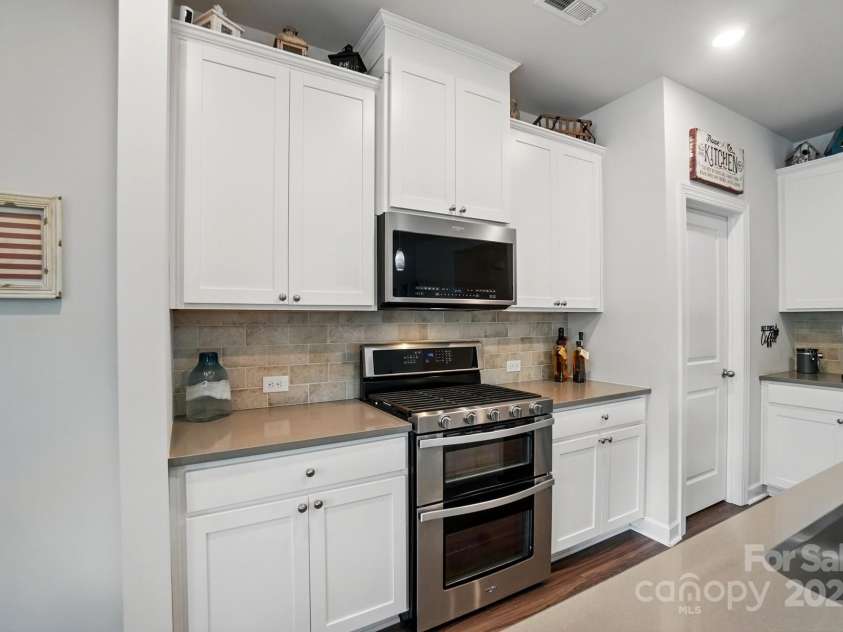 3833 Isenhour Road, Kannapolis, NC 28081.  MLS# CAR4259741, YatesRealty ID 18342. 