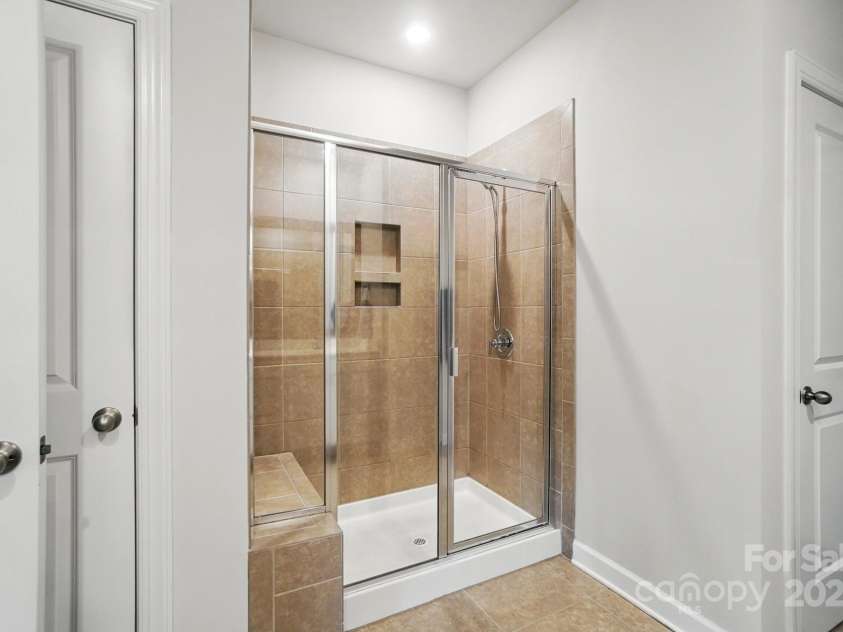 3833 Isenhour Road, Kannapolis, NC 28081.  MLS# CAR4259741, YatesRealty ID 18342. 