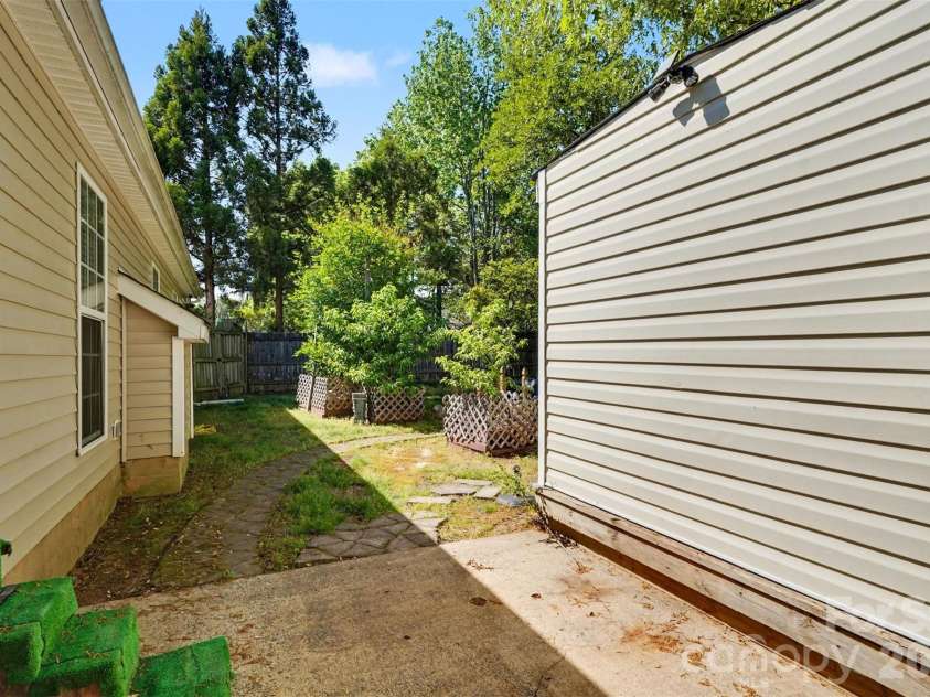 3806 Crimson Wing Drive, Indian Trail, NC 28079.  MLS# CAR4368517, YatesRealty ID 18343. 