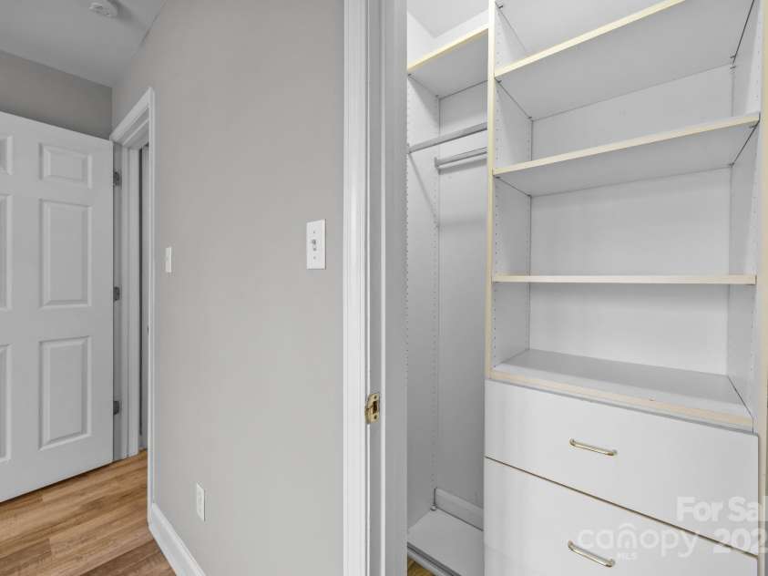 416 Queens Road, Charlotte, NC 28207.  MLS# CAR4289305, YatesRealty ID 18343. Bedroom 2 closet