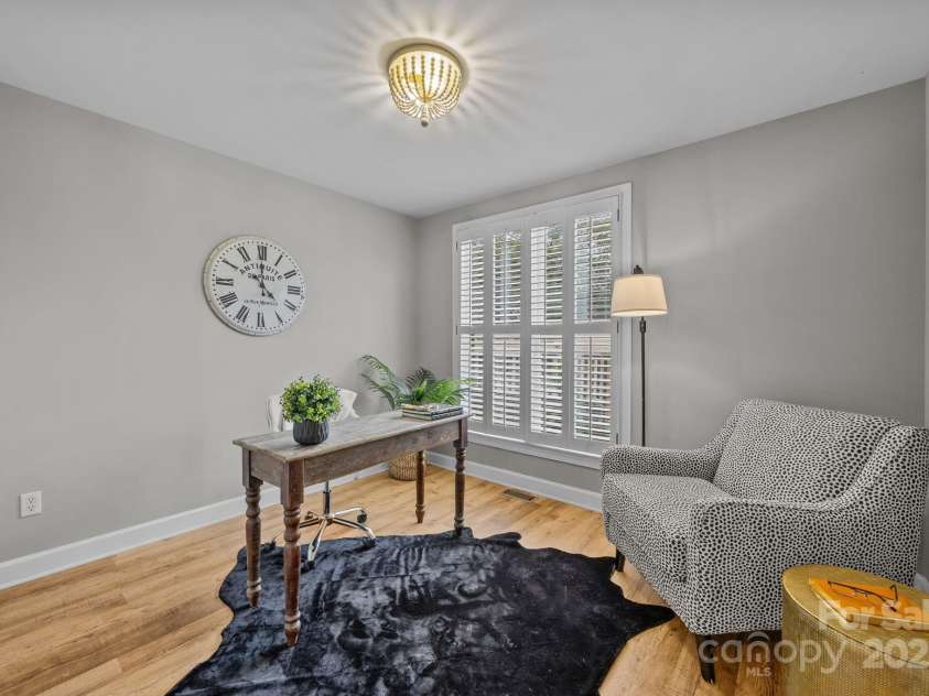 416 Queens Road, Charlotte, NC 28207.  MLS# CAR4289305, YatesRealty ID 18343. Bedroom 2 or Home Office