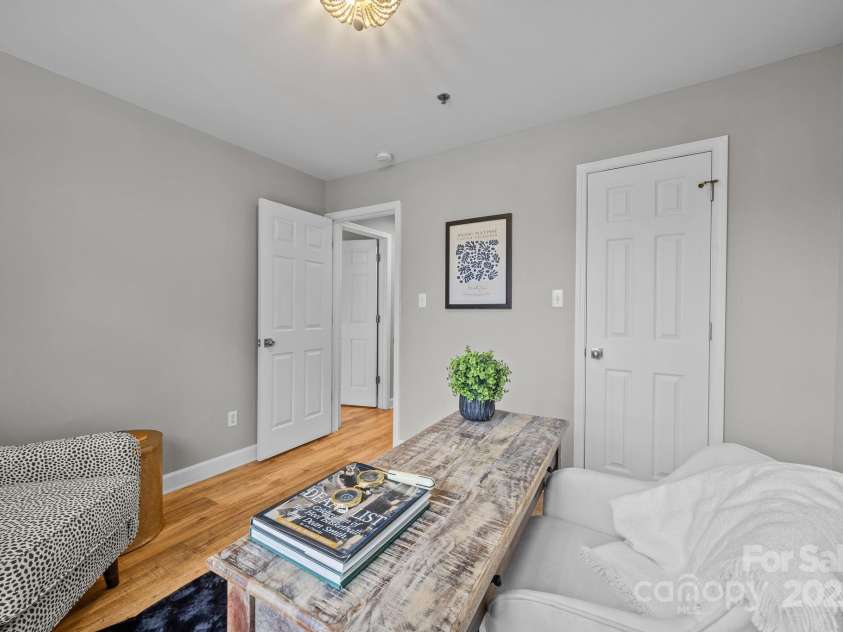 416 Queens Road, Charlotte, NC 28207.  MLS# CAR4289305, YatesRealty ID 18343. Bedroom 2 or Home Office