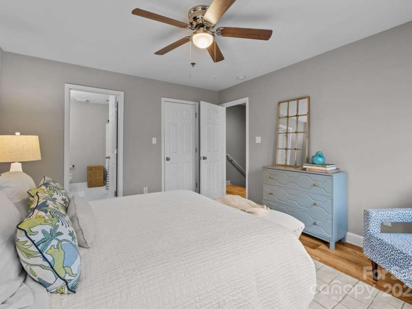 416 Queens Road, Charlotte, NC 28207.  MLS# CAR4289305, YatesRealty ID 18343. Primary Bedroom with access to outside