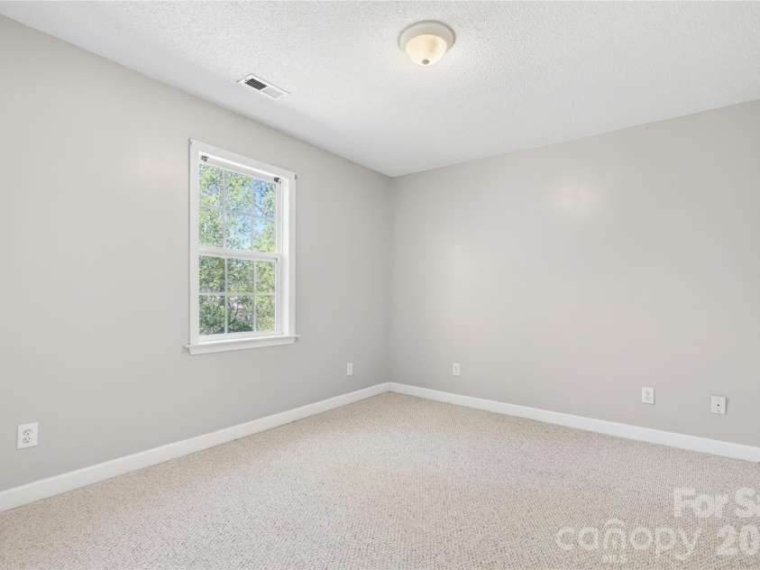 7 Collin Lane, Thomasville, NC 27360.  MLS# CAR4369183, YatesRealty ID 18344. Room 1