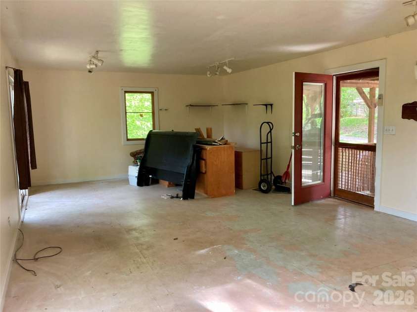 344 Mills River Road, Mills River, NC 28759.  MLS# CAR4374201, YatesRealty ID 18346. Studio entrance from covered parking area