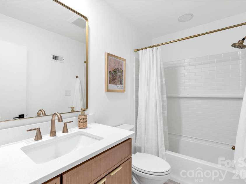 143 Greenridge Road, Clover, SC 29710.  MLS# CAR4348839, YatesRealty ID 18347. 