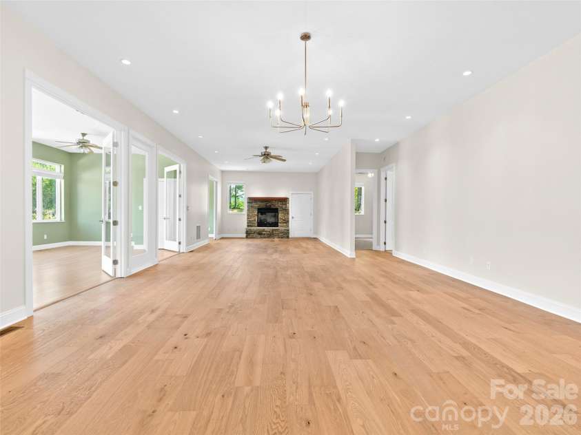 16 Chickadee Lane, Fairview, NC 28730.  MLS# CAR4375126, YatesRealty ID 18349. Plenty of room for entertaining