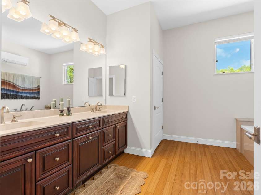 16 Chickadee Lane, Fairview, NC 28730.  MLS# CAR4375126, YatesRealty ID 18349. Primary Bathroom
