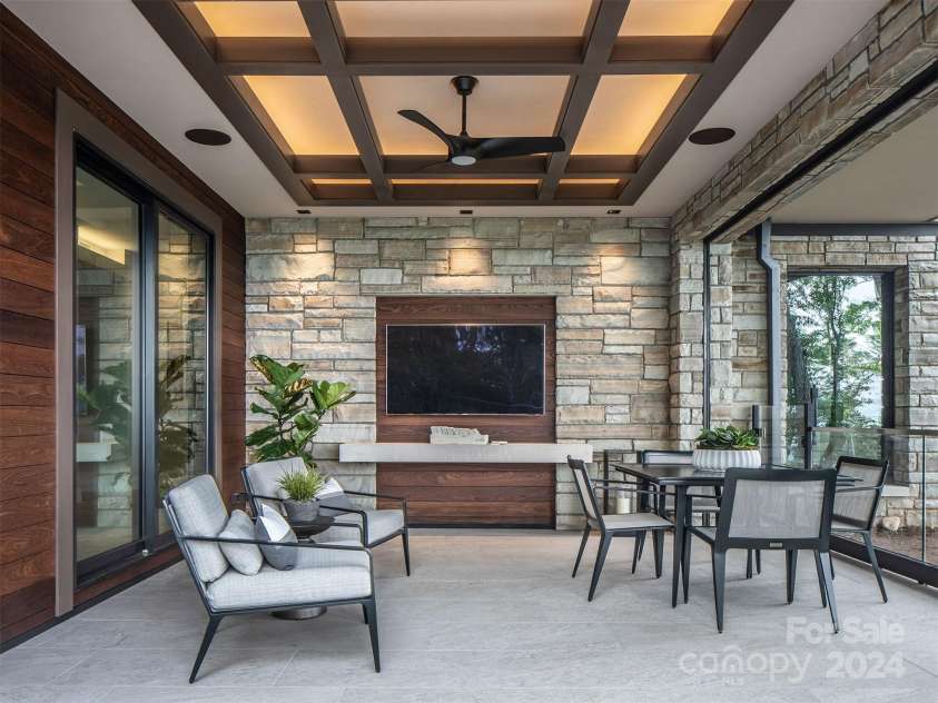 515 Cloud Top Way, Arden, NC 28704.  MLS# CAR4177240, YatesRealty ID 1835. Poolside Cabana
