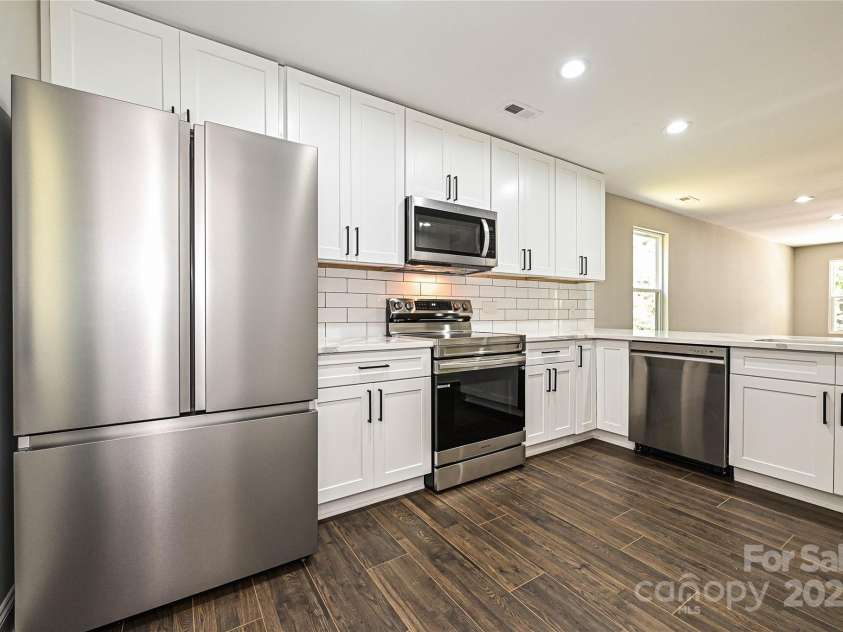 446 Mint Street, Rock Hill, SC 29730.  MLS# CAR4268489, YatesRealty ID 18350. 