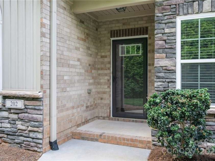 202 Watchtower Court, Winston Salem, NC 27127.  MLS# CAR4268660, YatesRealty ID 18351. 