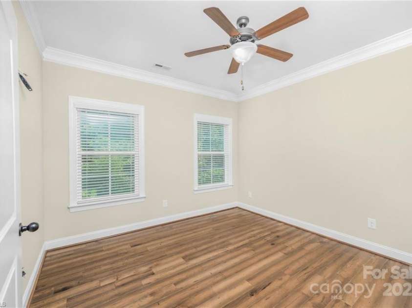 202 Watchtower Court, Winston Salem, NC 27127.  MLS# CAR4268660, YatesRealty ID 18351. 