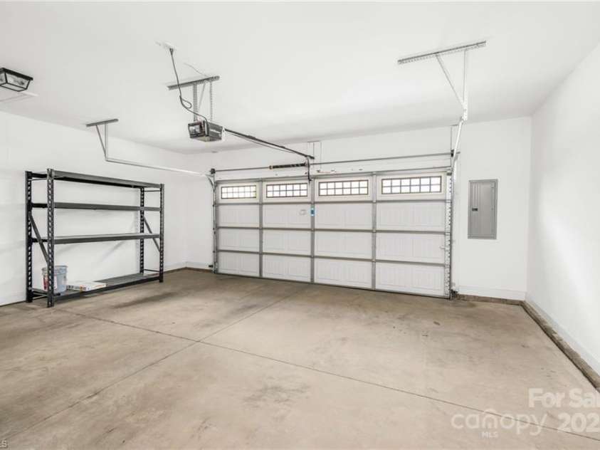 202 Watchtower Court, Winston Salem, NC 27127.  MLS# CAR4268660, YatesRealty ID 18351. 