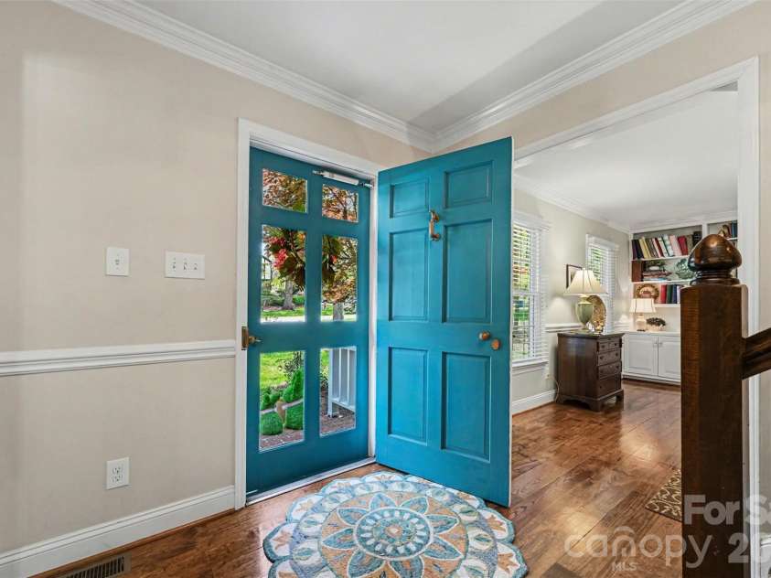 2511 Heritage Circle, Statesville, NC 28625.  MLS# CAR4328424, YatesRealty ID 18351. 