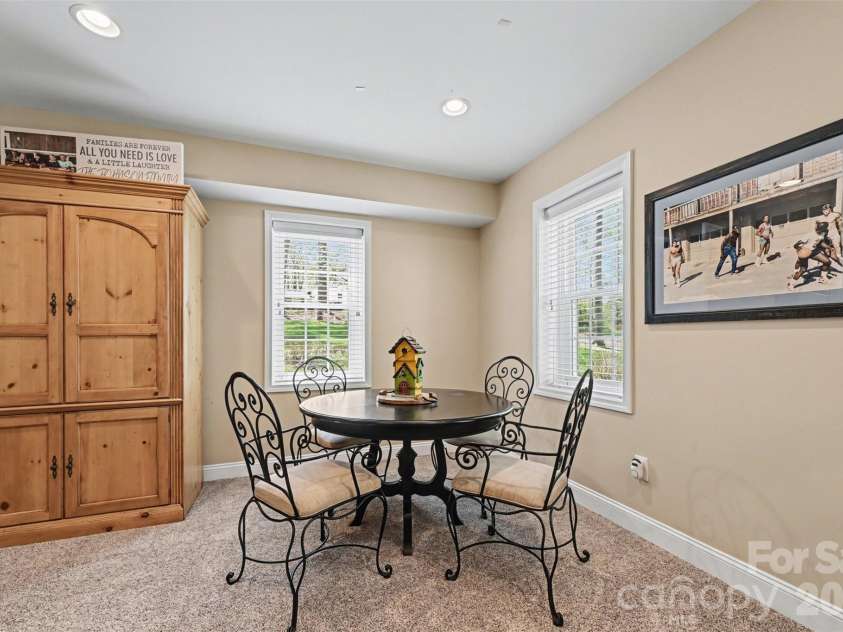 2511 Heritage Circle, Statesville, NC 28625.  MLS# CAR4328424, YatesRealty ID 18351. 