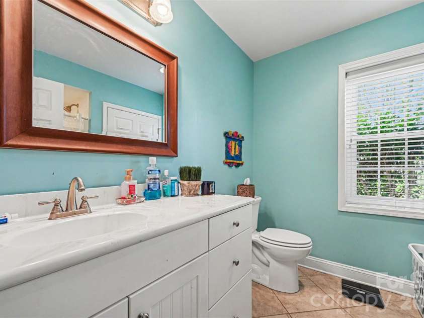 2511 Heritage Circle, Statesville, NC 28625.  MLS# CAR4328424, YatesRealty ID 18351. 