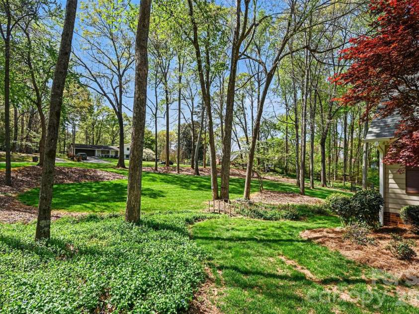 2511 Heritage Circle, Statesville, NC 28625.  MLS# CAR4328424, YatesRealty ID 18351. 