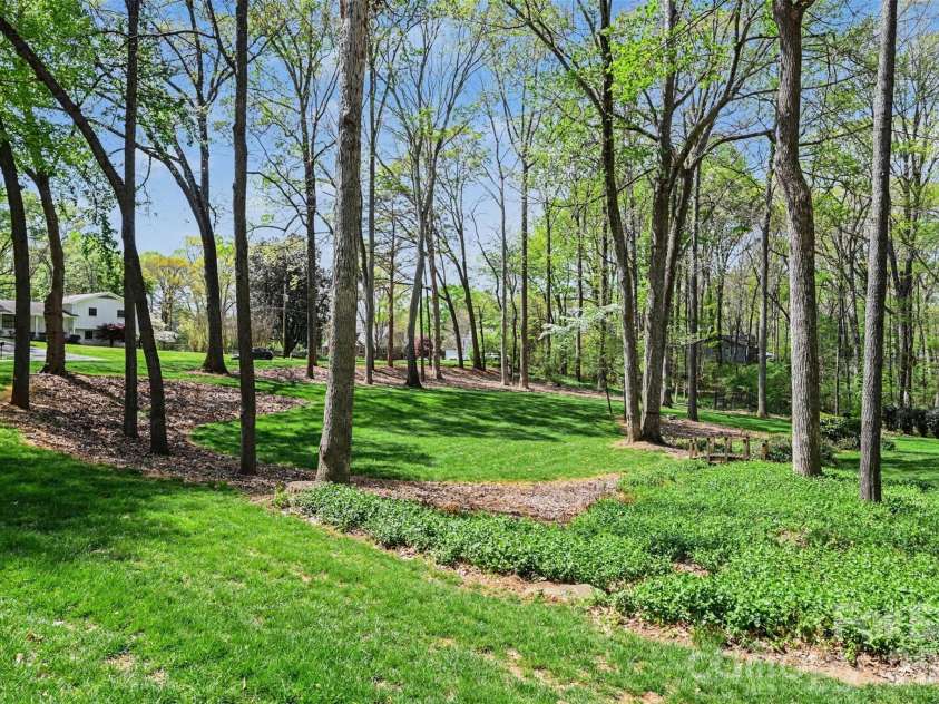 2511 Heritage Circle, Statesville, NC 28625.  MLS# CAR4328424, YatesRealty ID 18351. 