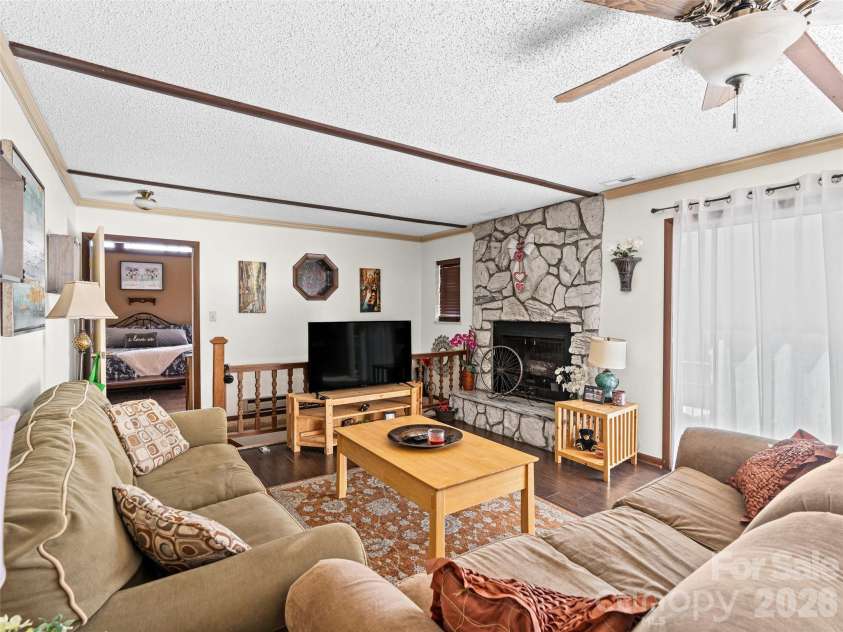 174 Pleasant Ridge, Maggie Valley, NC 28751.  MLS# CAR4349754, YatesRealty ID 18353. 