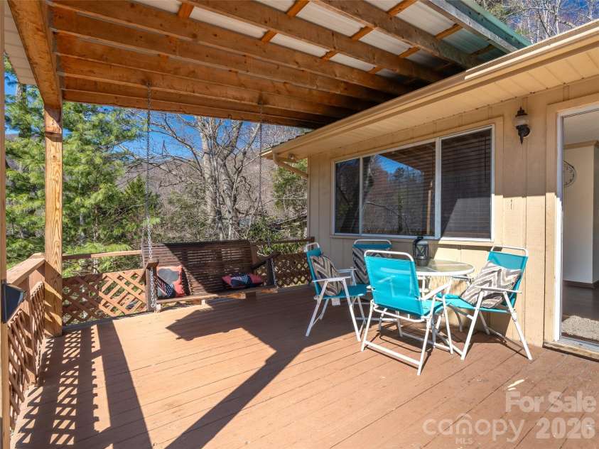 174 Pleasant Ridge, Maggie Valley, NC 28751.  MLS# CAR4349754, YatesRealty ID 18353. 