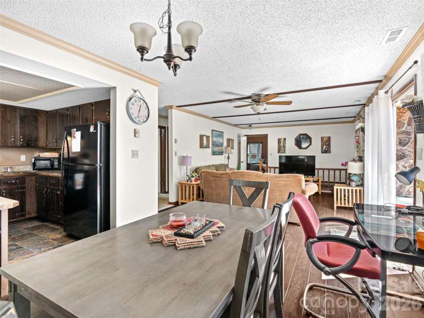 174 Pleasant Ridge, Maggie Valley, NC 28751.  MLS# CAR4349754, YatesRealty ID 18353. 
