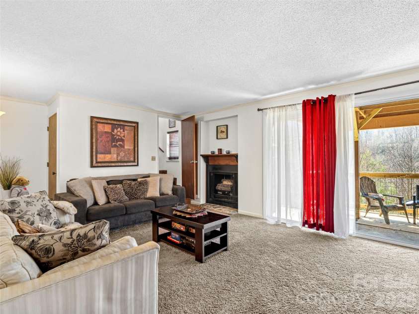 174 Pleasant Ridge, Maggie Valley, NC 28751.  MLS# CAR4349754, YatesRealty ID 18353. 