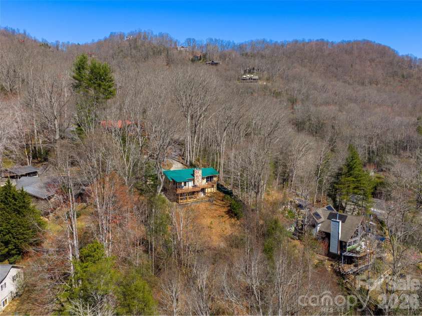 174 Pleasant Ridge, Maggie Valley, NC 28751.  MLS# CAR4349754, YatesRealty ID 18353. 