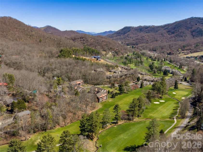 174 Pleasant Ridge, Maggie Valley, NC 28751.  MLS# CAR4349754, YatesRealty ID 18353. 