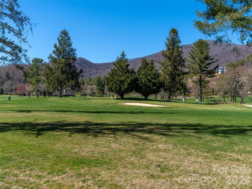 174 Pleasant Ridge, Maggie Valley, NC 28751.  MLS# CAR4349754, YatesRealty ID 18353. 