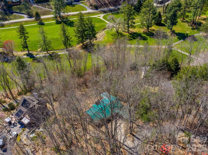 174 Pleasant Ridge, Maggie Valley, NC 28751.  MLS# CAR4349754, YatesRealty ID 18353. 