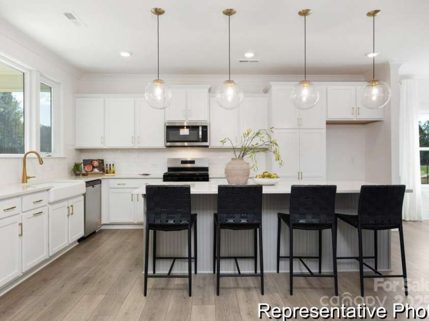 36140 Greg Norman Drive, Lancaster, SC 29720.  MLS# CAR4268822, YatesRealty ID 18353. 