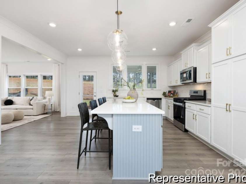 36140 Greg Norman Drive, Lancaster, SC 29720.  MLS# CAR4268822, YatesRealty ID 18353. 