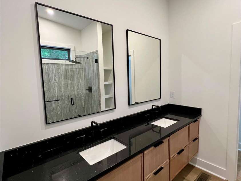 908 Apex Drive, Albemarle, NC 28001.  MLS# CAR4268811, YatesRealty ID 18354. Primary Bathroom