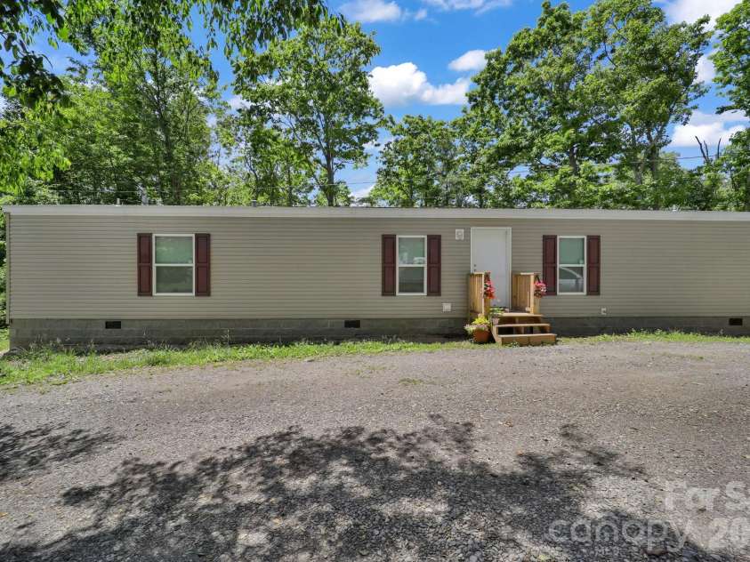 30 Little Rock Road, Newland, NC 28657.  MLS# CAR4377605, YatesRealty ID 18355. Unit 81 - Park owned