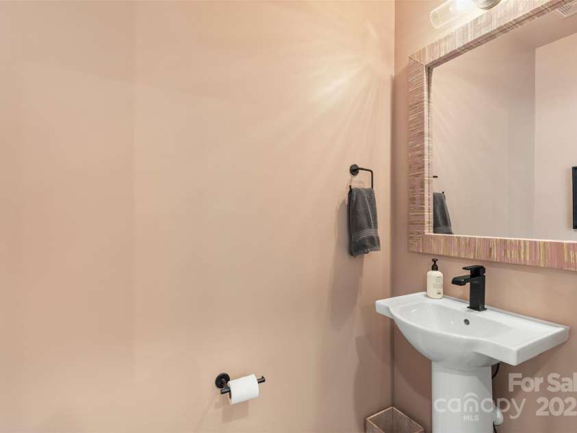 4520 Radler Court, Charlotte, NC 28217.  MLS# CAR4264934, YatesRealty ID 18355. 