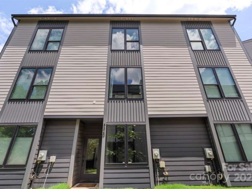 4520 Radler Court, Charlotte, NC 28217.  MLS# CAR4264934, YatesRealty ID 18355. 
