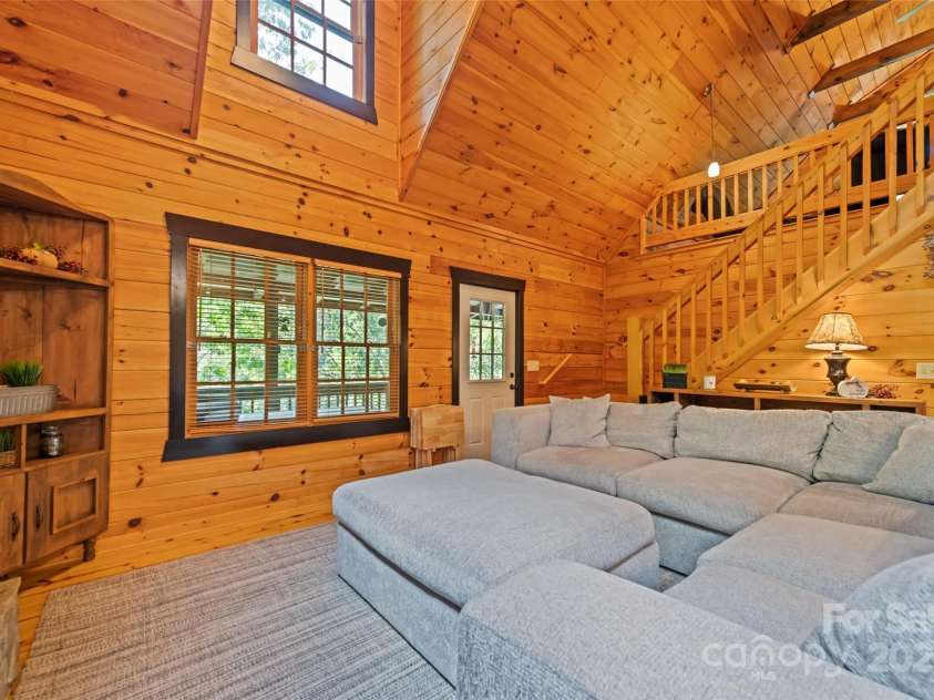 115 Serendipity Lane, Waynesville, NC 28785.  MLS# CAR4265362, YatesRealty ID 18356. 