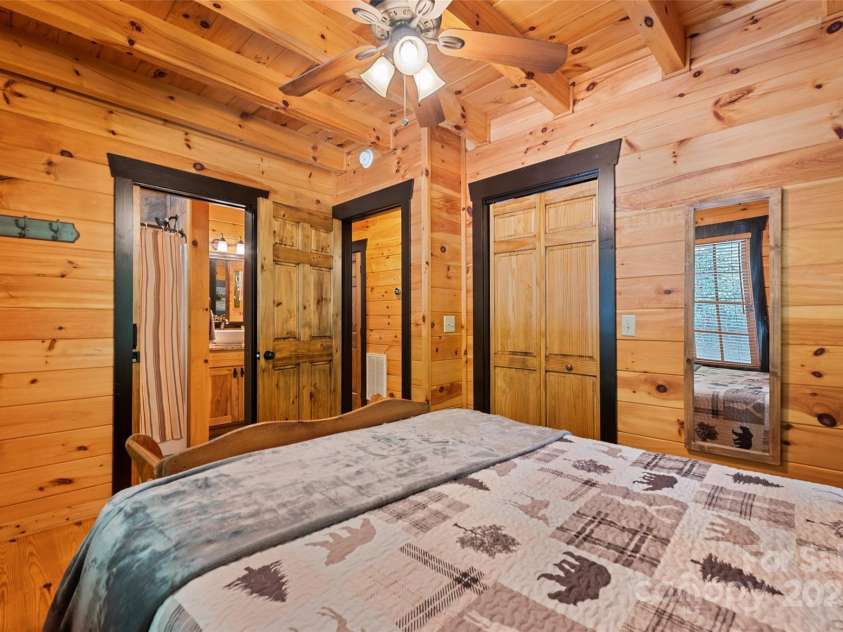 115 Serendipity Lane, Waynesville, NC 28785.  MLS# CAR4265362, YatesRealty ID 18356. 
