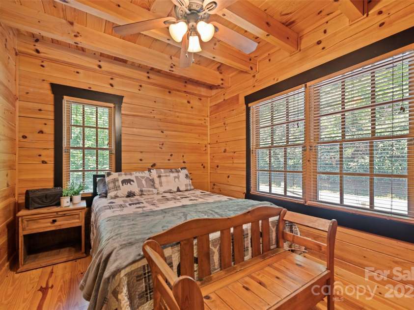 115 Serendipity Lane, Waynesville, NC 28785.  MLS# CAR4265362, YatesRealty ID 18356. 