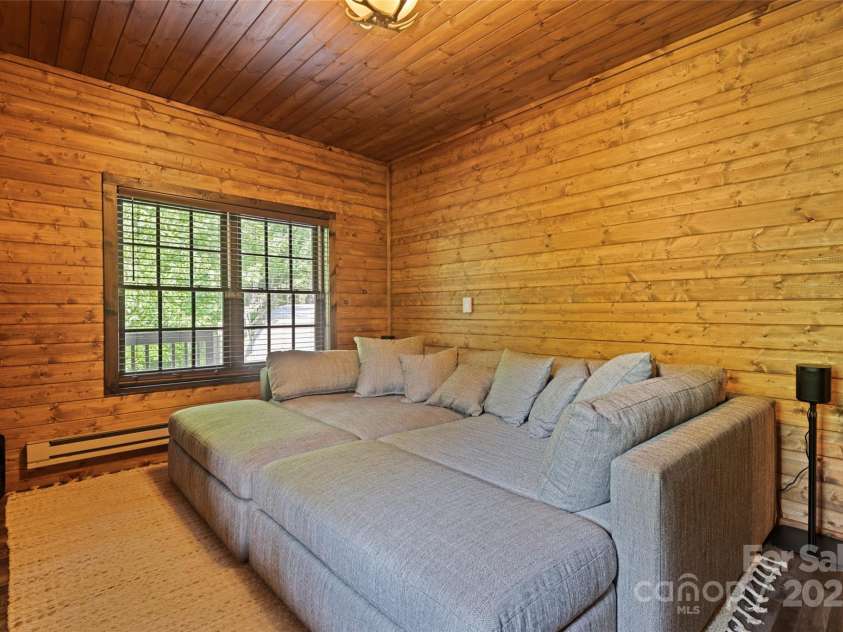 115 Serendipity Lane, Waynesville, NC 28785.  MLS# CAR4265362, YatesRealty ID 18356. 